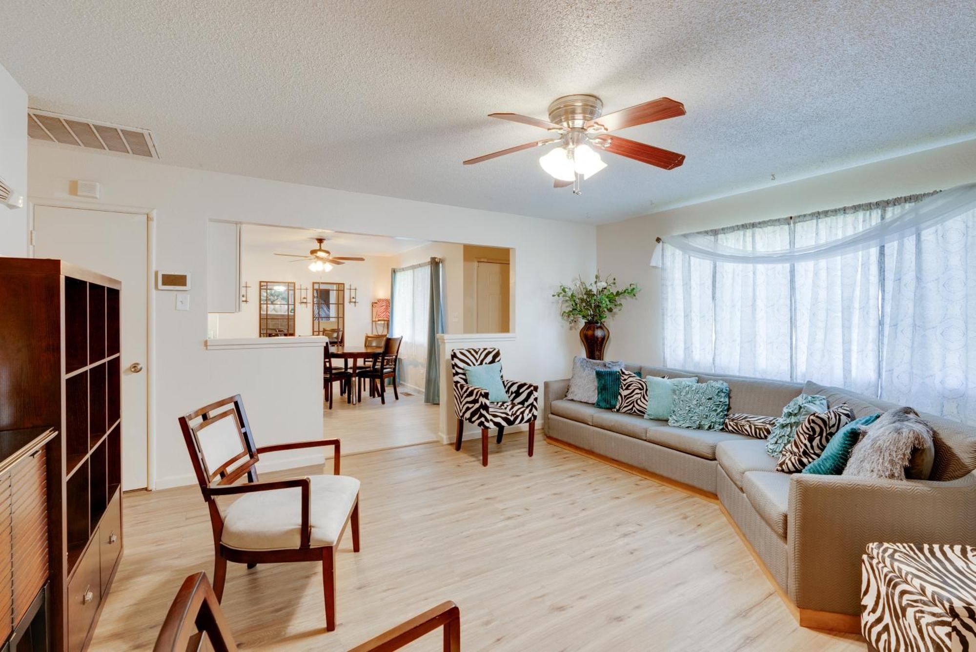 Breezy Fresno Home - Near Airport And Downtown ภายนอก รูปภาพ