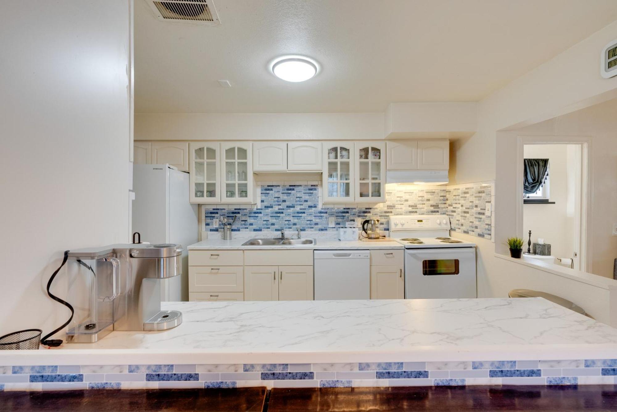 Breezy Fresno Home - Near Airport And Downtown ภายนอก รูปภาพ