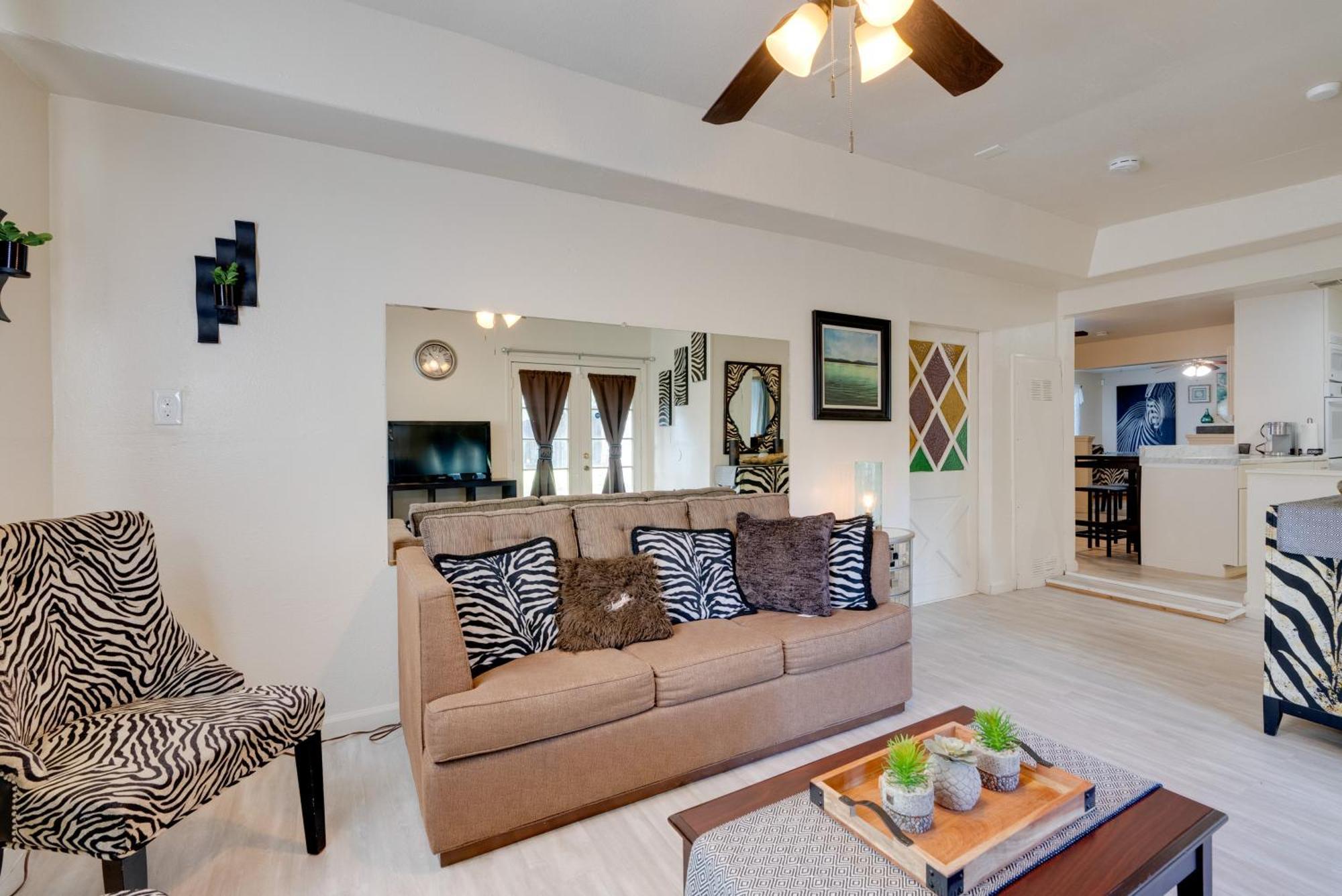 Breezy Fresno Home - Near Airport And Downtown ภายนอก รูปภาพ
